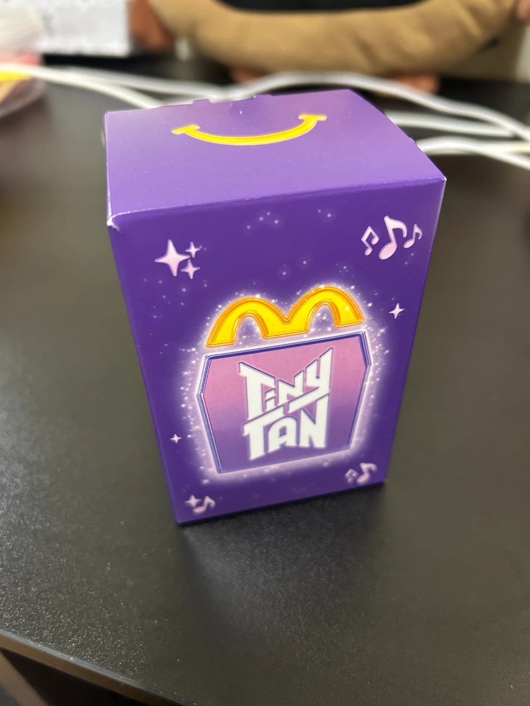 McDonald's TinyTAN Happy Meal Throwback Edition (V ONLY)