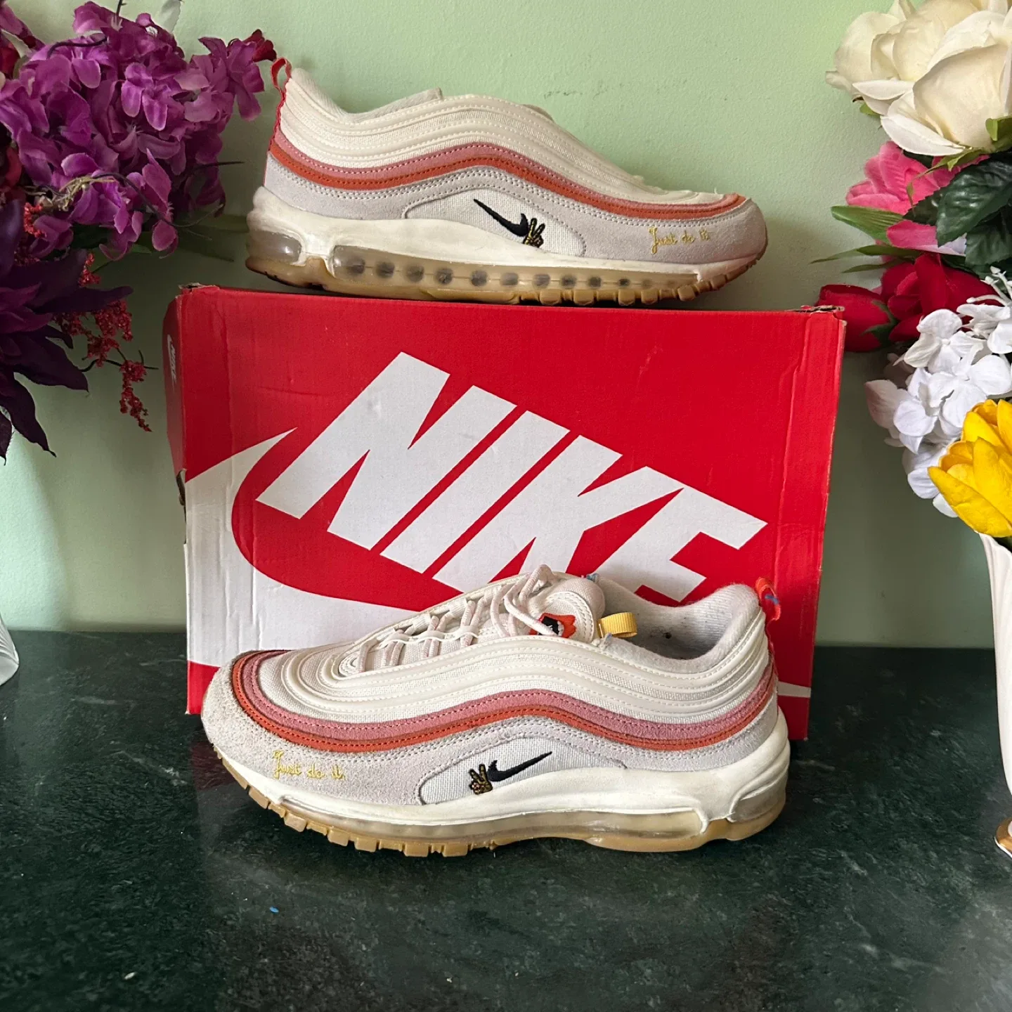 Nike Air Max 97 OG QS Size 10.5 image indicator(9)