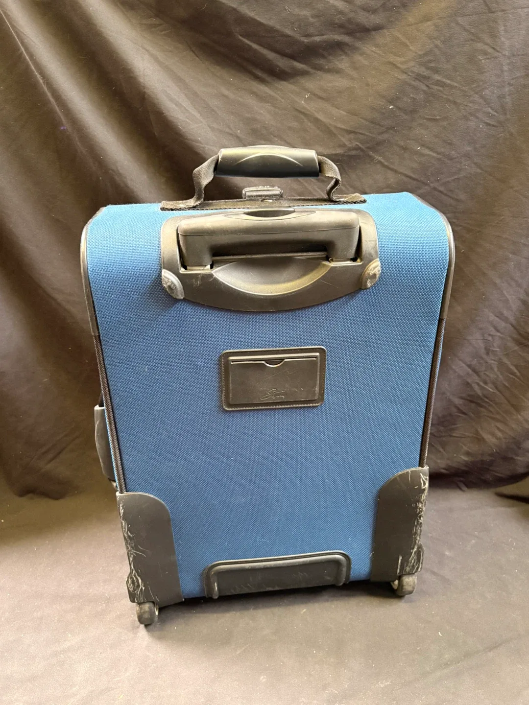 Skyway Rolling Carry-On Luggage - Blue image indicator(3)