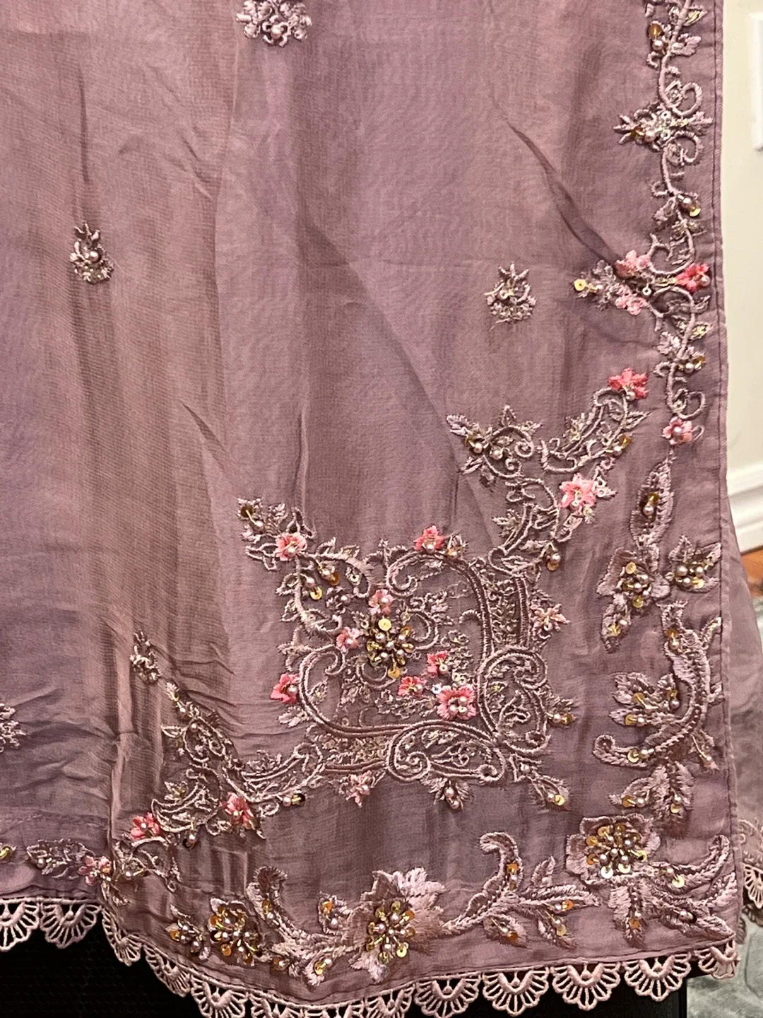 Beautiful Embroidered 3pcs Pure Chiffon Pakistani Suit image indicator(5)