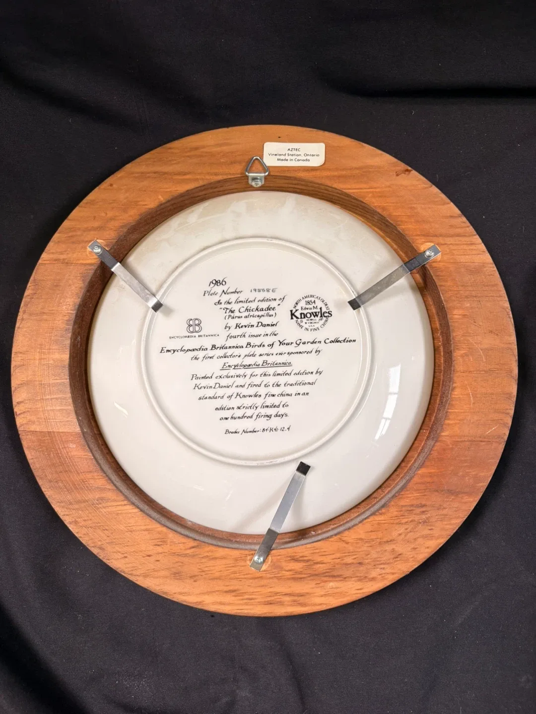 Knowles Morning Serenade & Cardinal Plate Set image indicator(4)