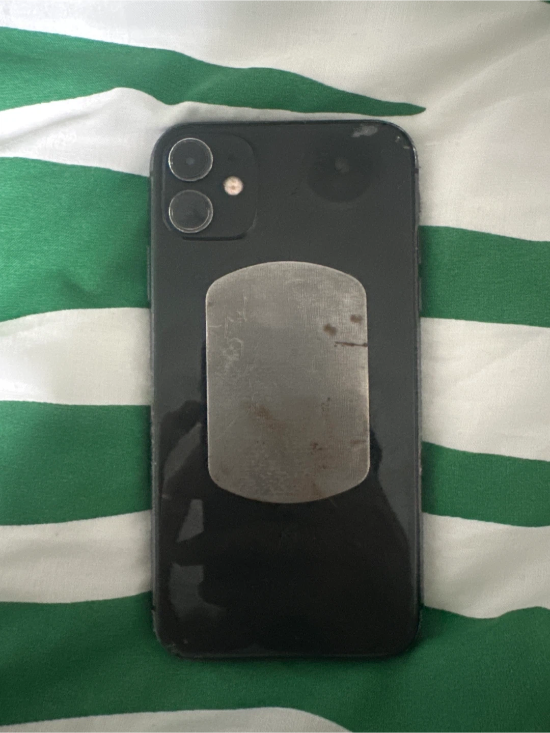 iPhone 11 - Black - photo 2