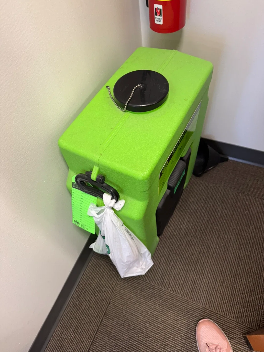 SAF Eye Wash Station image indicator(2)