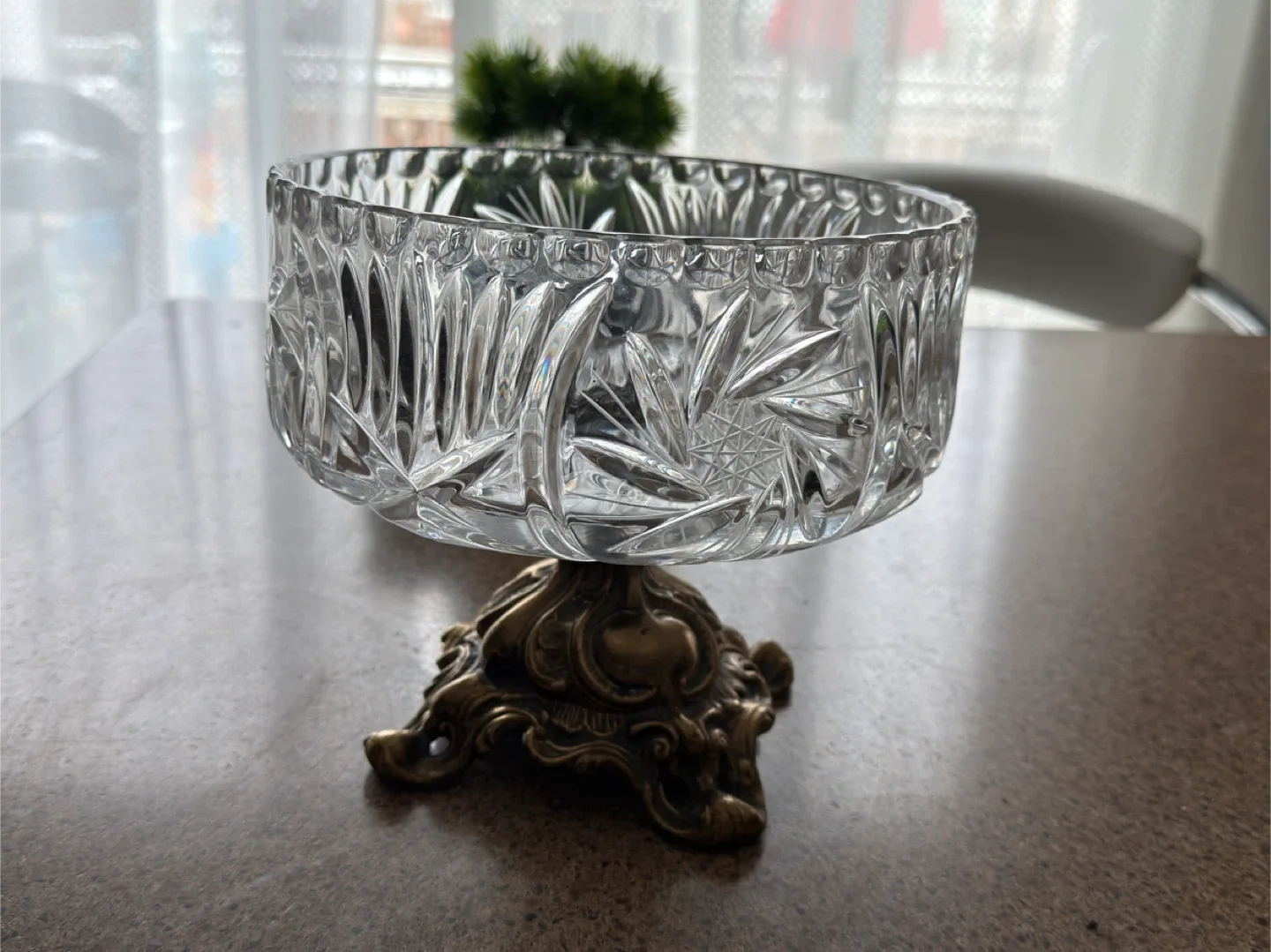 Vintage Crystal Bowl with Metal Stand image indicator(2)