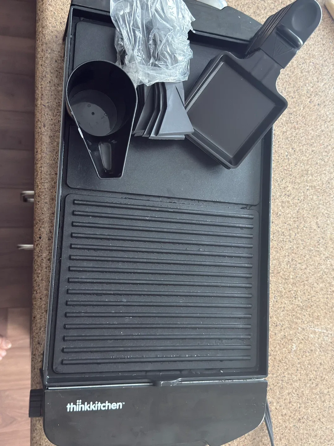 thinkkitchen Raclette Grill image indicator(2)