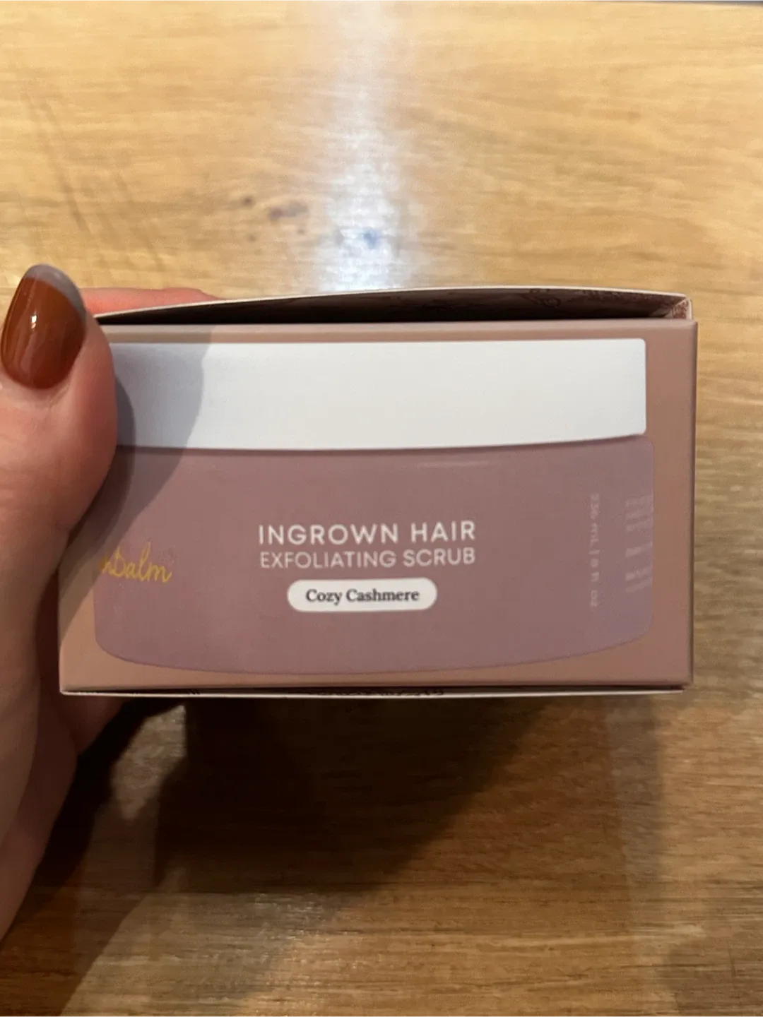 Bushbalm Ingrown Hair Exfoliating Scrub - Cozy Cashmere image indicator(2)