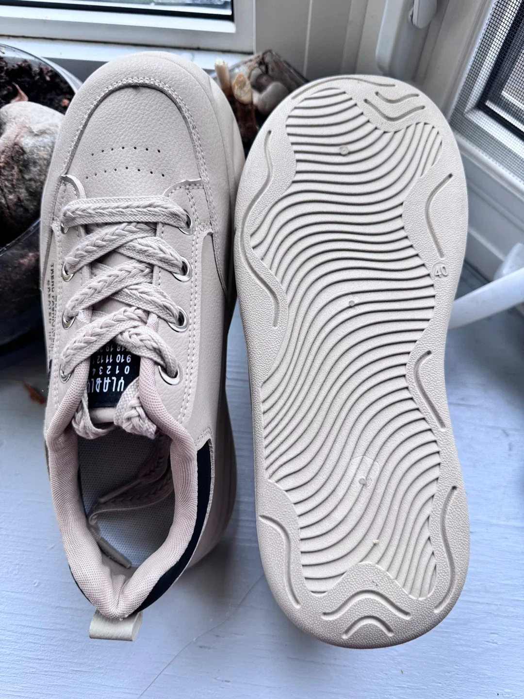 Beige Women's Platform Sneakers -  women size 8.5 image indicator(3)