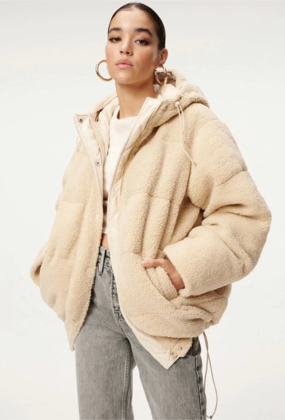 Good American Sherpa Coat image indicator(4)