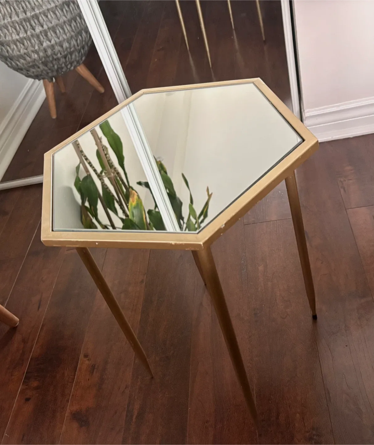 Brushed Gold Mirrored Table image indicator(3)