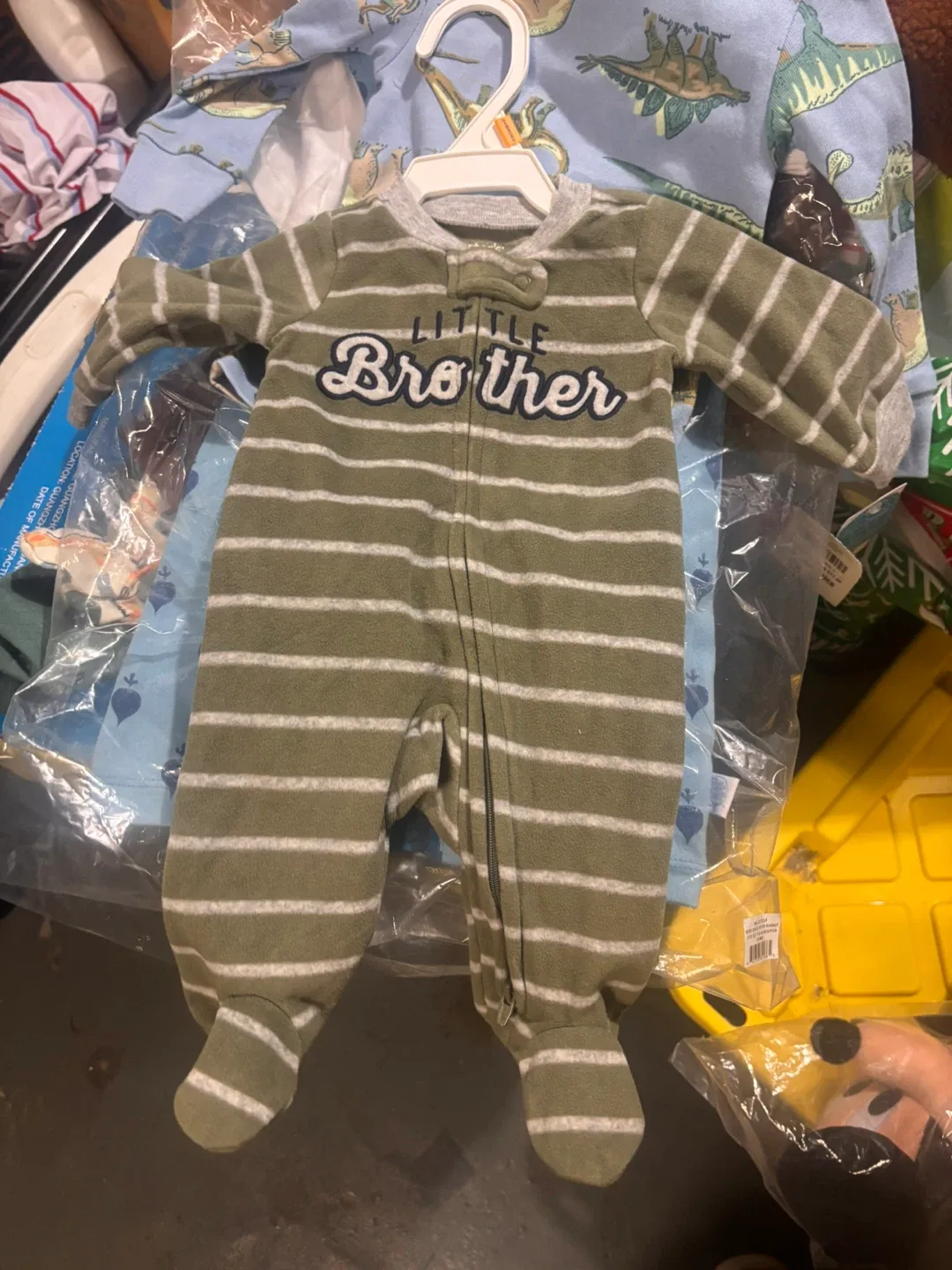 Baby Clothes  - each set $5 image indicator(4)