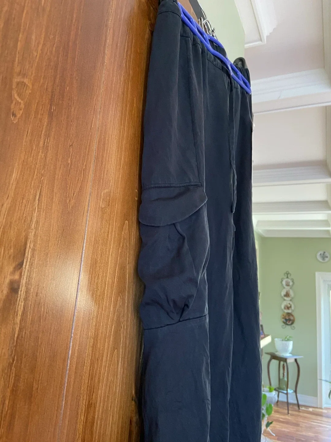 Lululemon Move Lightly Pant - Size 4 image indicator(2)