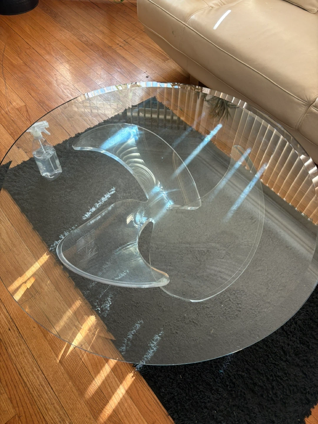 Round Glass Coffee Table - photo 2