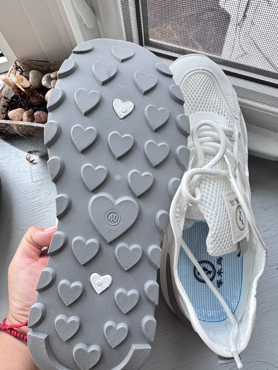 White Fashion Sneakers - women size 8.5 image indicator(3)