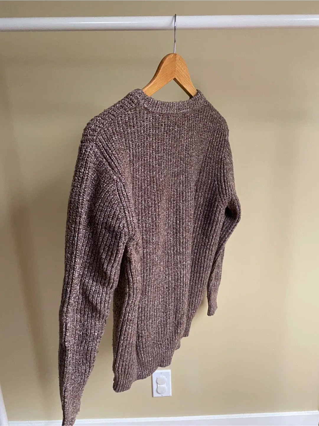 Brown Knit Sweater image indicator(2)