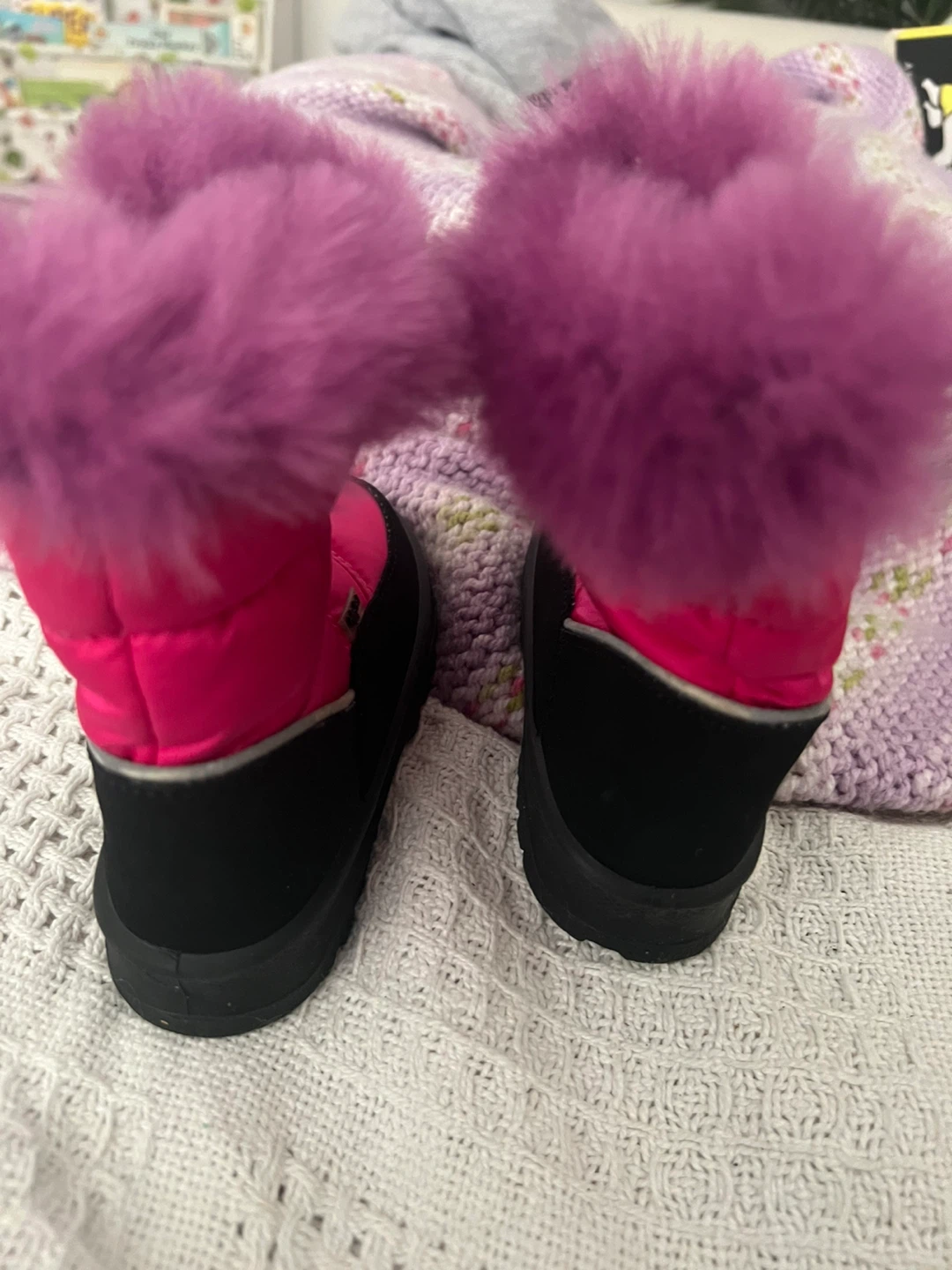 Size 6 toddler winter boots - photo 3