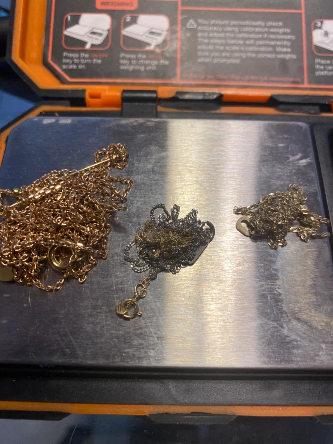 Gold 9/10k Chains - 7.7g image indicator(3)