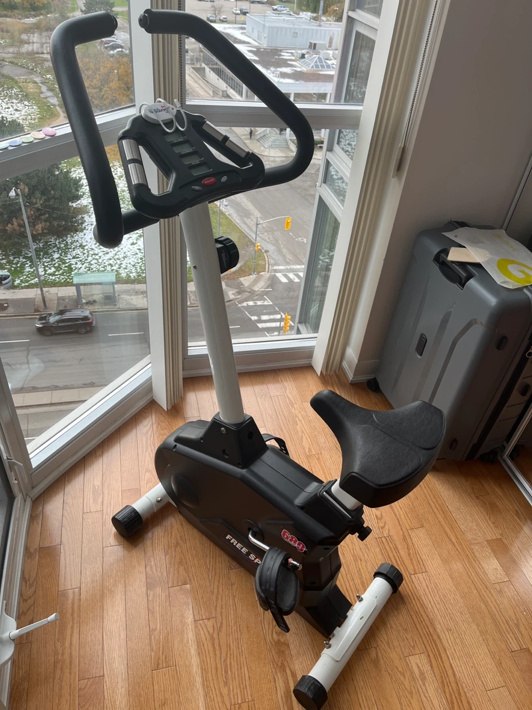 Free Spirit 680 Exercise Bike - photo 2