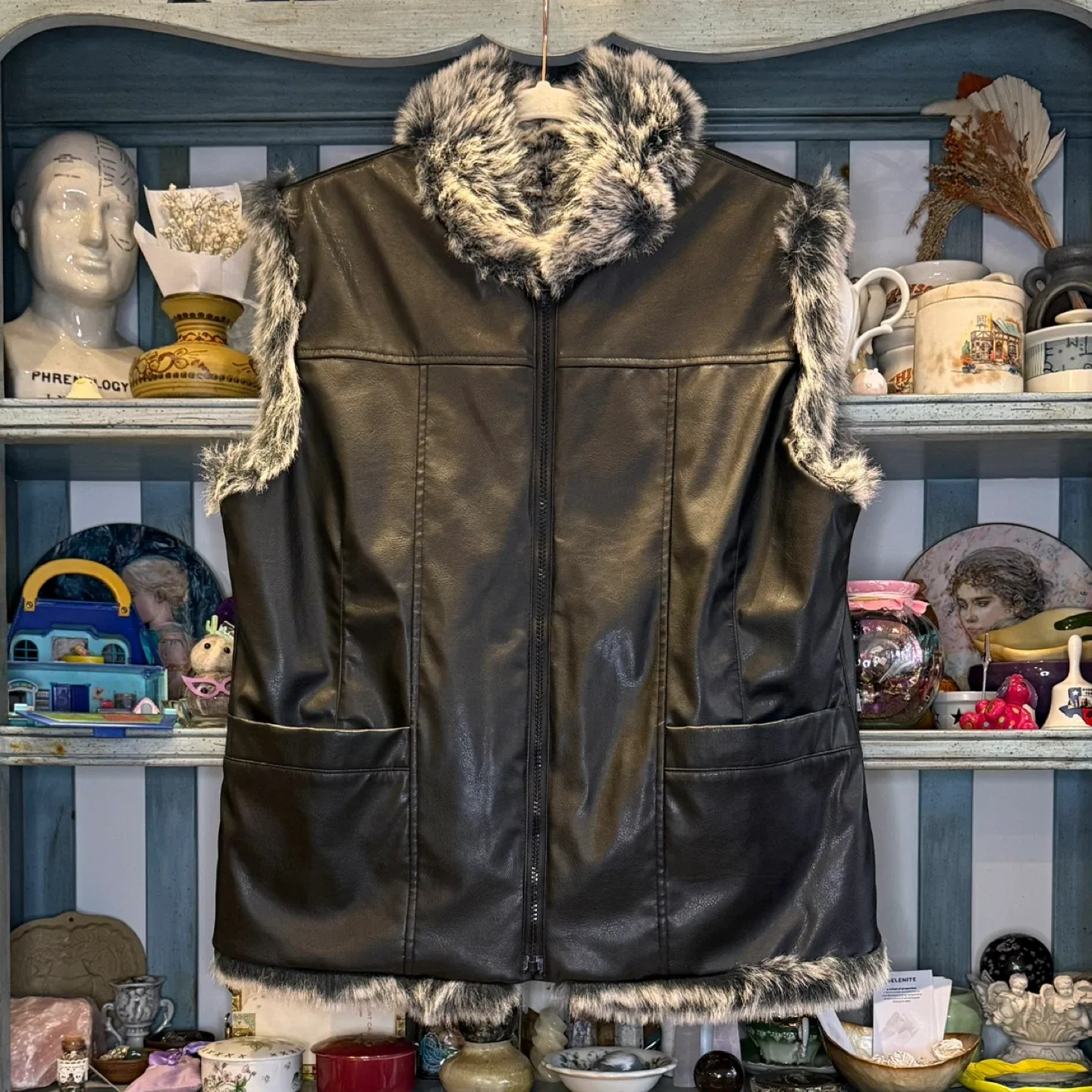 Ellabee Black Faux Leather & Fur Vest - Size L