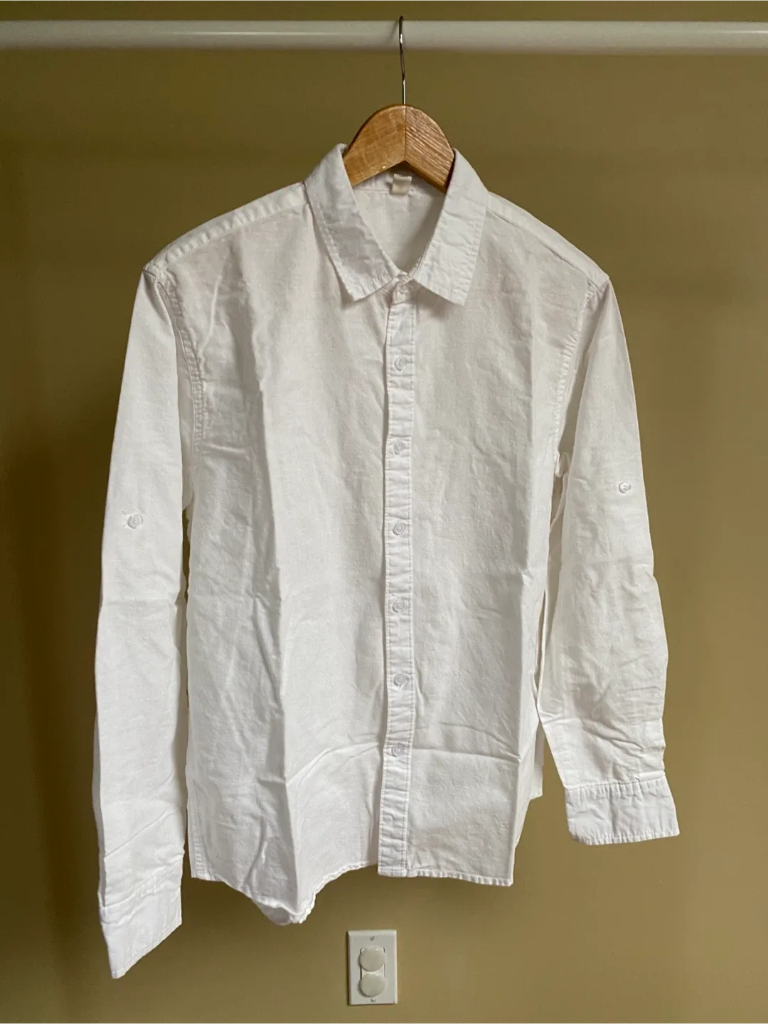 White Long Sleeve Button-Down Shirt thumbnail