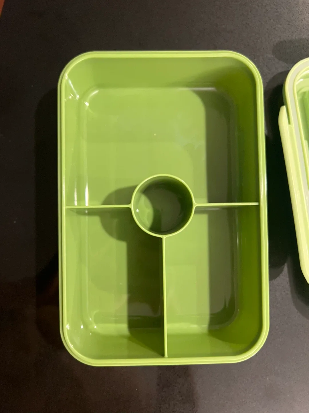 Green Lunch Box with Utensils image indicator(2)
