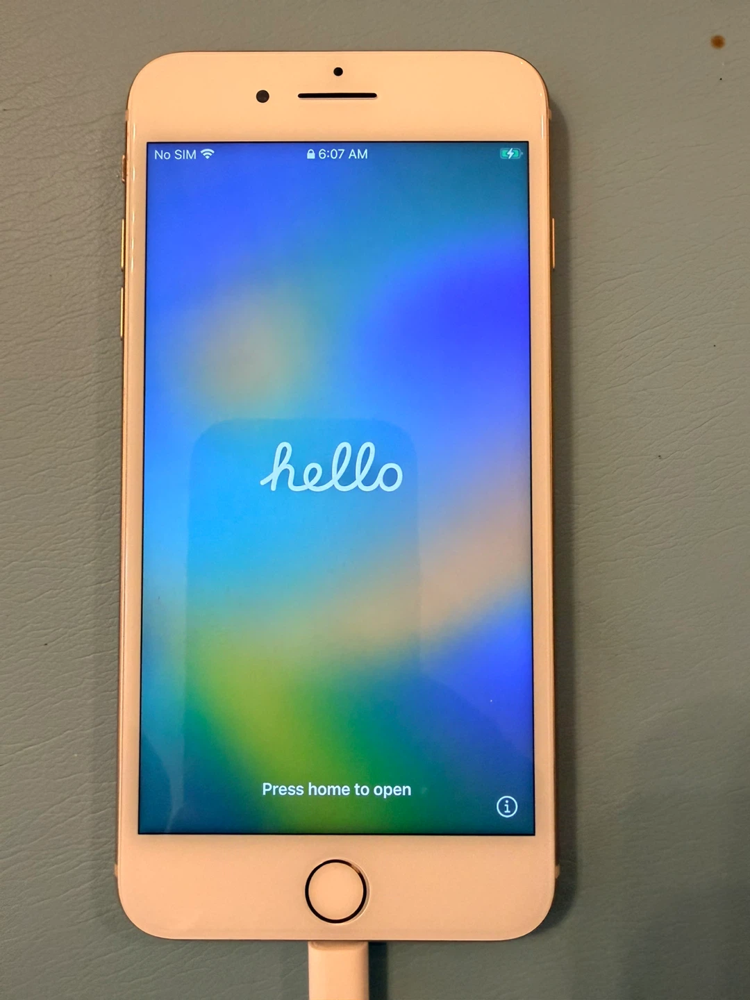 iPhone 8 Plus - Gold