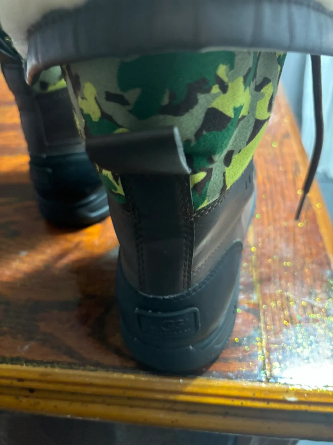 UGG Australia Brown Leather Boots - Men's Size 5 image indicator(4)