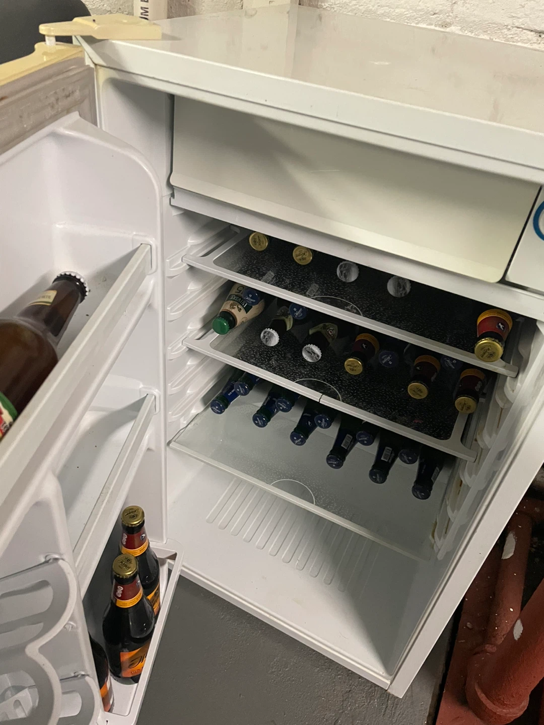 Danby Designer Mini Fridge - photo 3