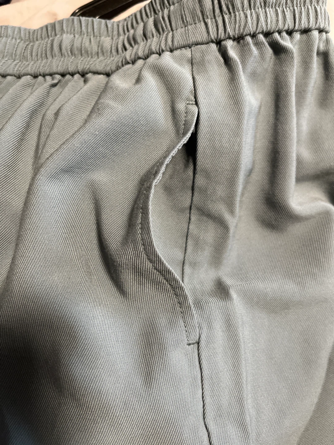 Uniqlo Relaxed  Pants - Size M - photo 5