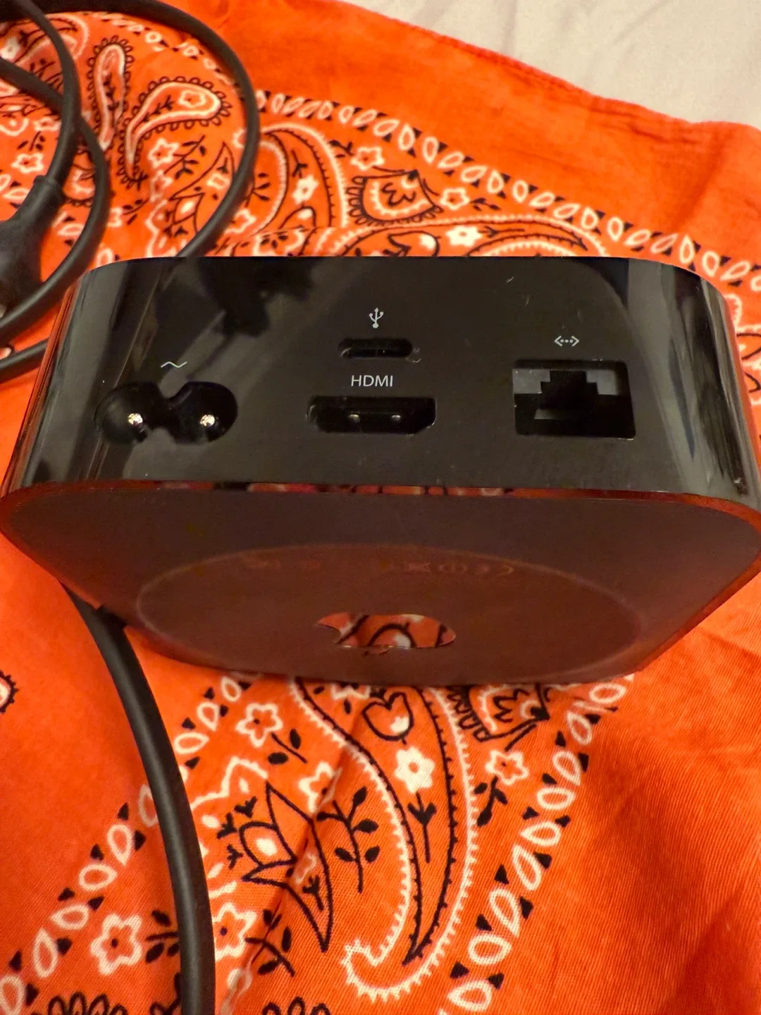 Apple TV {3rd generation) image indicator(2)