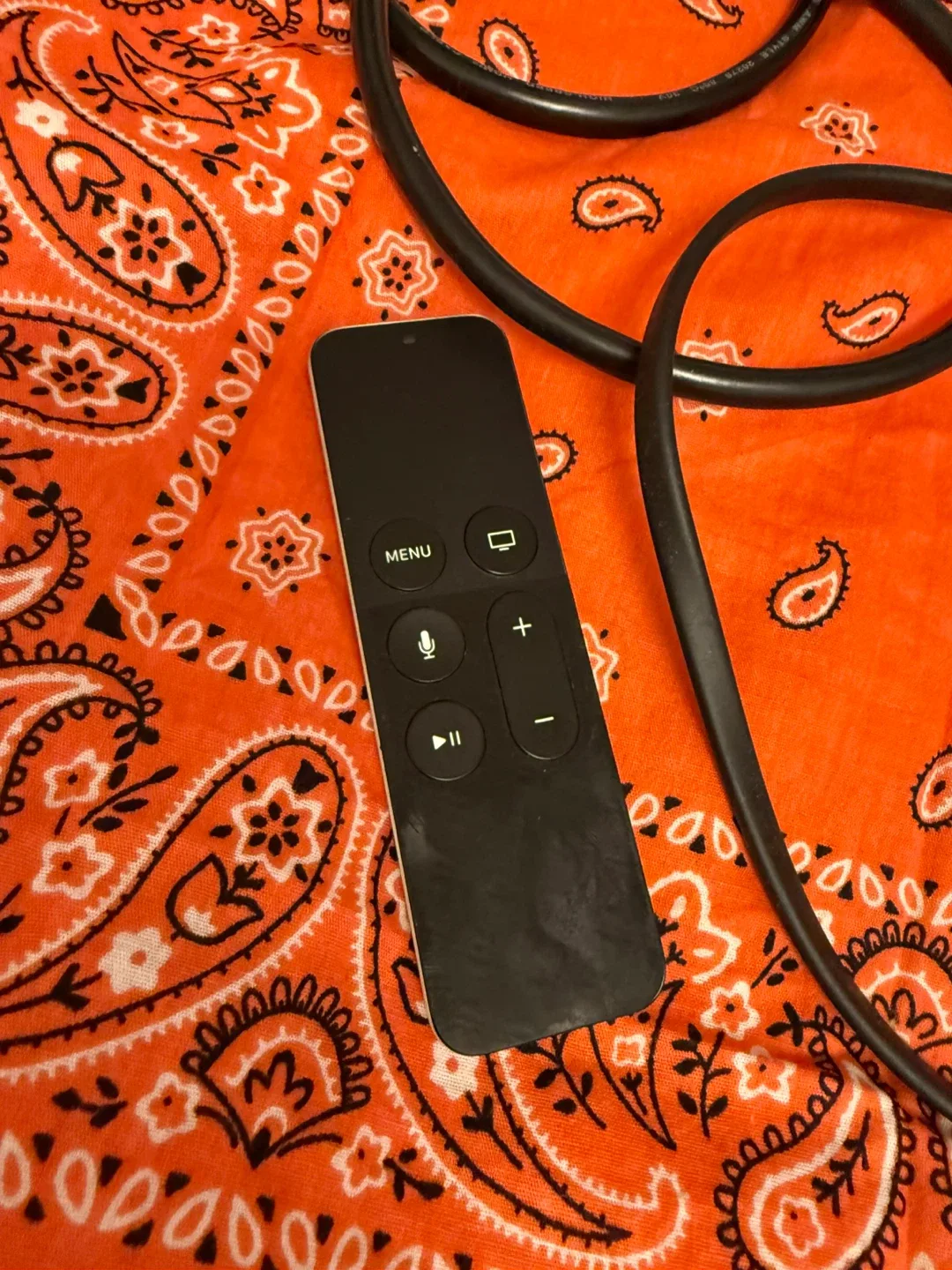 Apple TV {3rd generation) image indicator(3)