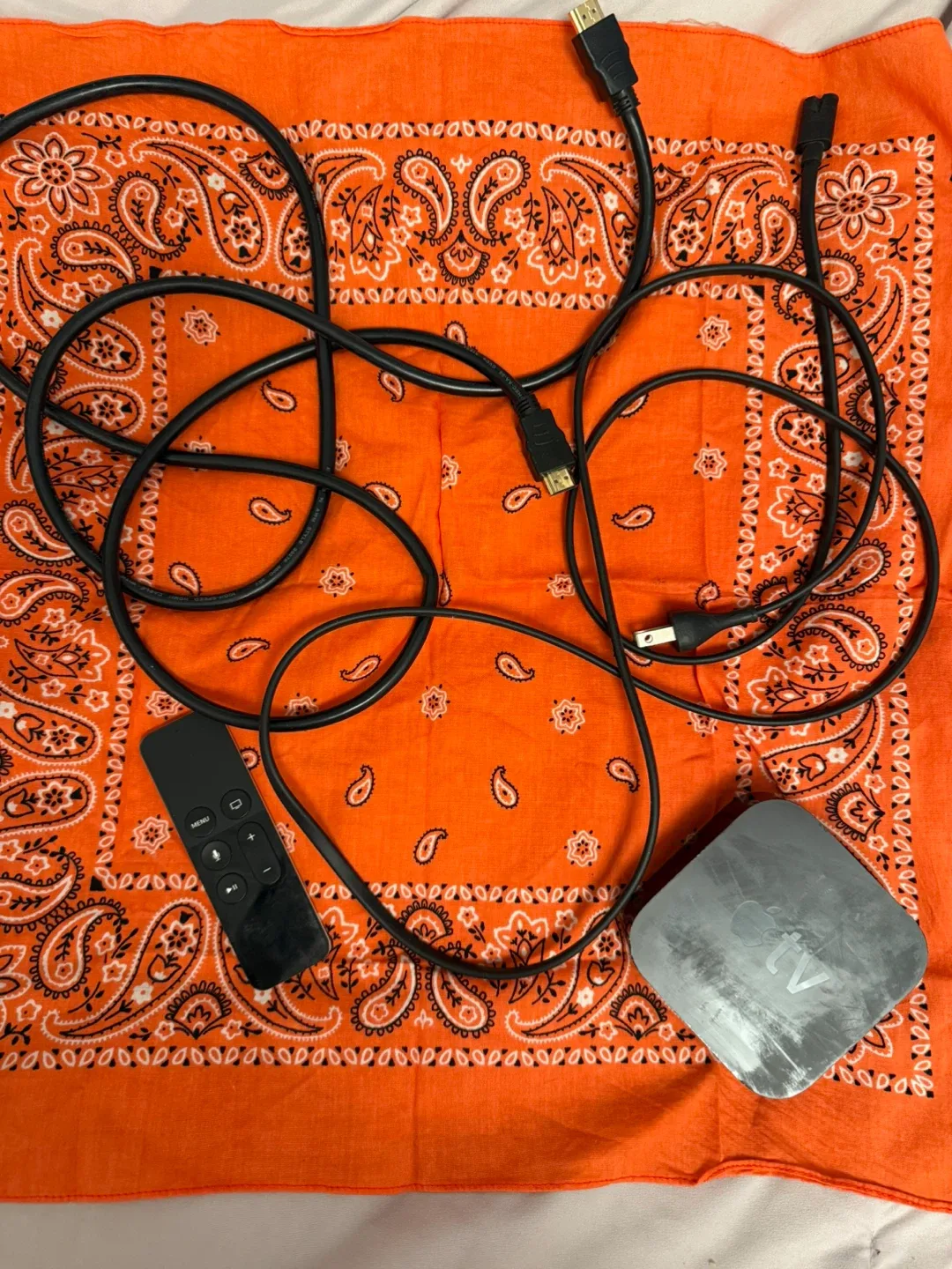 Apple TV {3rd generation) image indicator(6)