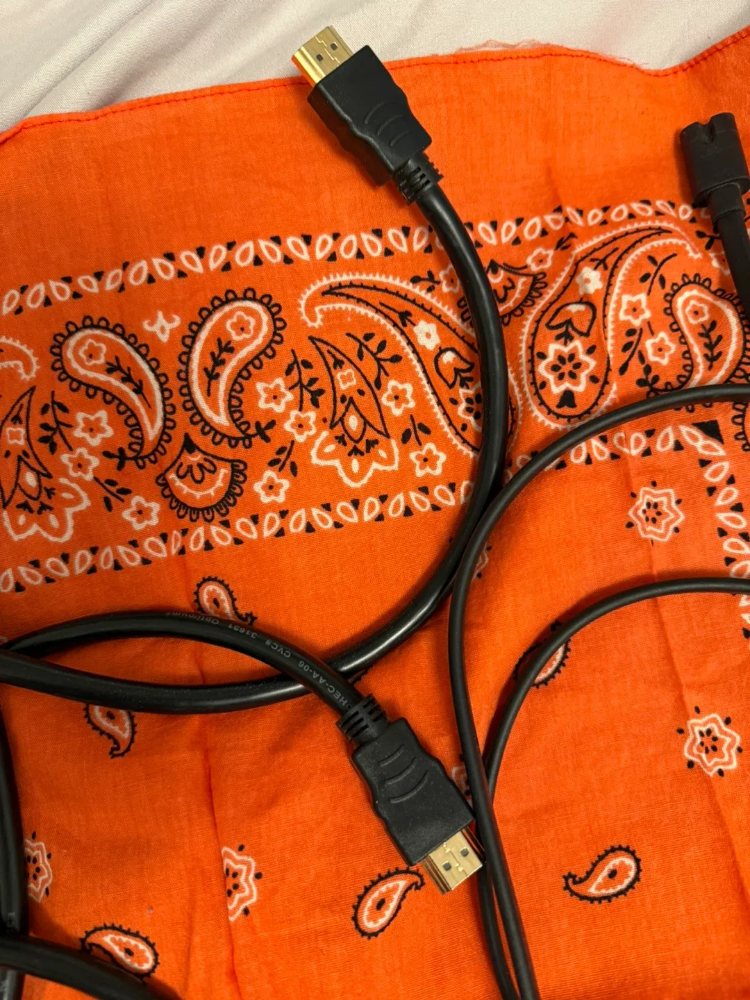 Apple TV {3rd generation) image indicator(7)