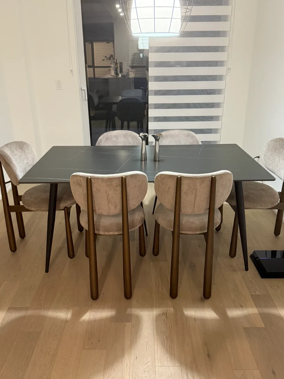 Dining table image indicator(2)