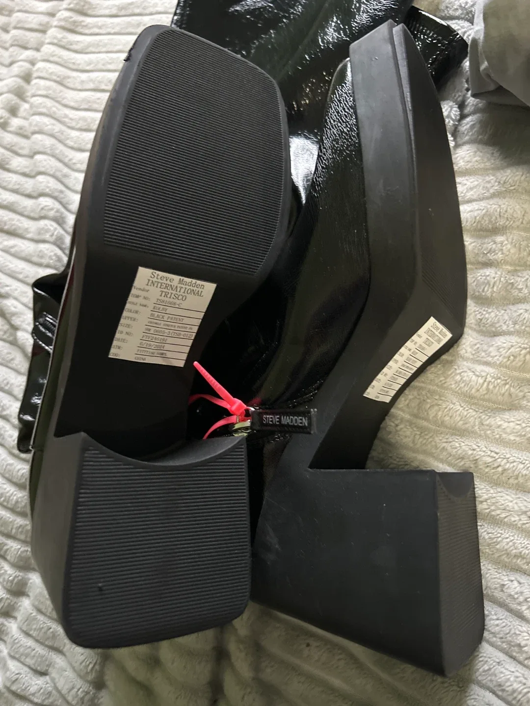 Steve Madden Kolby Black Patent Thigh High Boots - Size 9 image indicator(4)