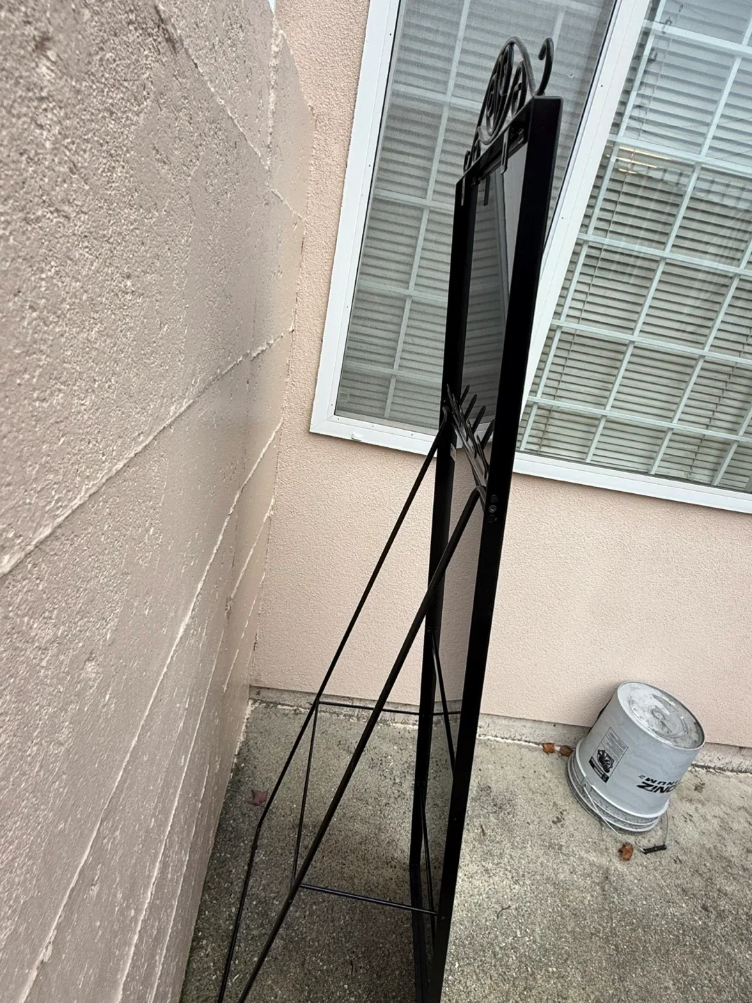 Ikea Karmsund- Full Size Standing Mirror with hooks image indicator(2)