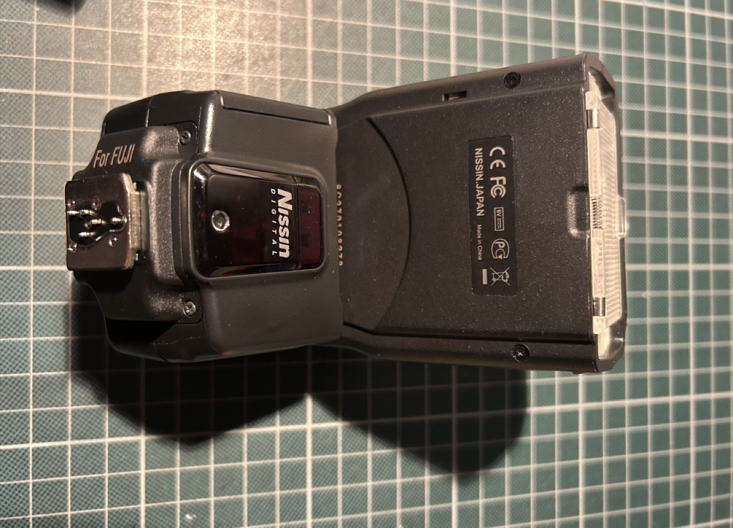 Nissin Digital i600 Flash for Fujifilm Cameras - photo 3