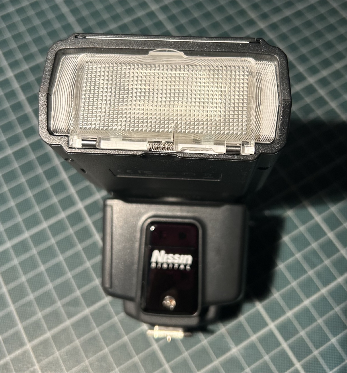 Nissin Digital i600 Flash for Fujifilm Cameras - photo 2