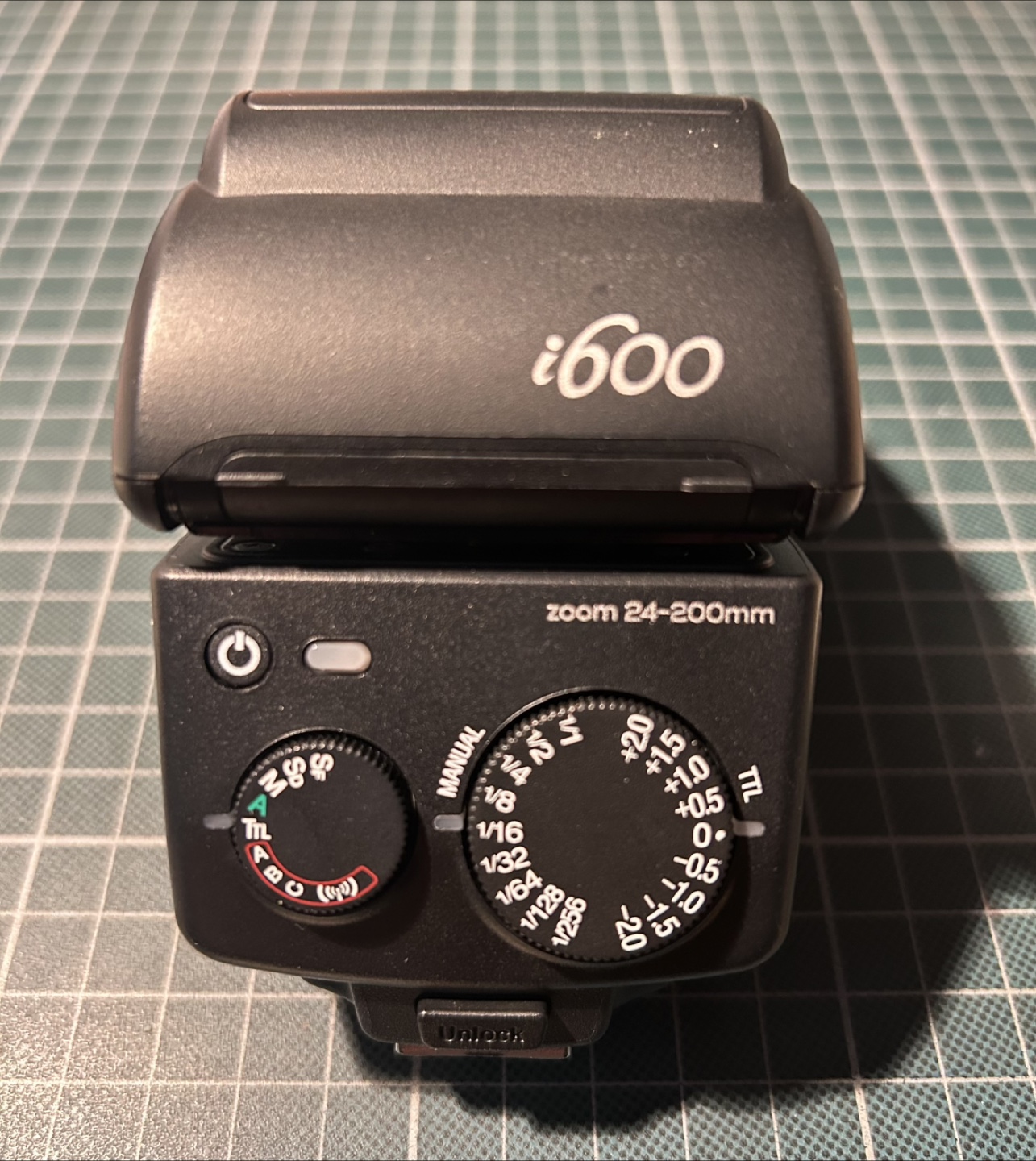 Nissin Digital i600 Flash for Fujifilm Cameras - photo 4