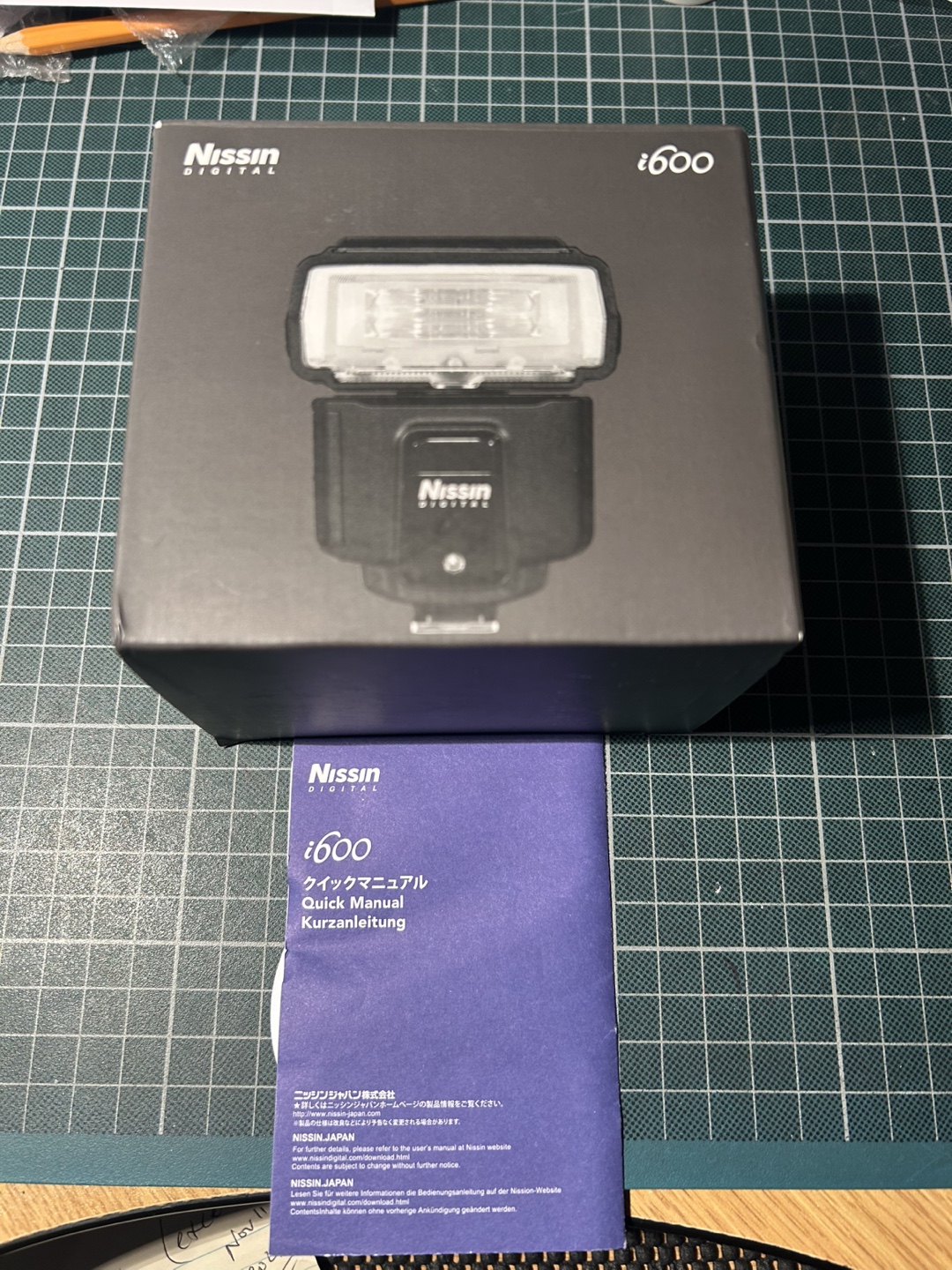 Nissin Digital i600 Flash for Fujifilm Cameras