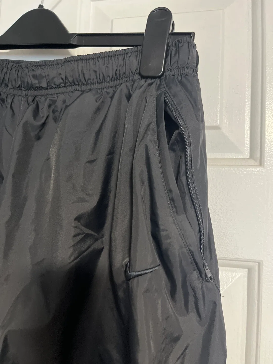 Nike Black Nylon Track Pants - Size M image indicator(3)