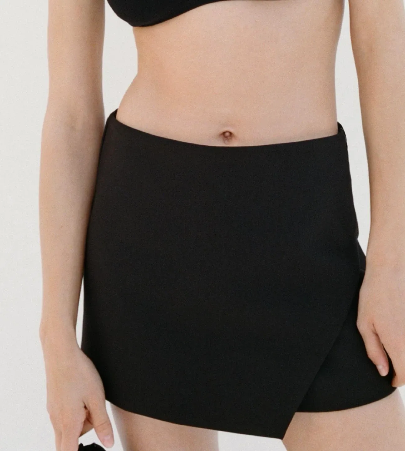 Black Mini Skort - Size S image indicator(3)