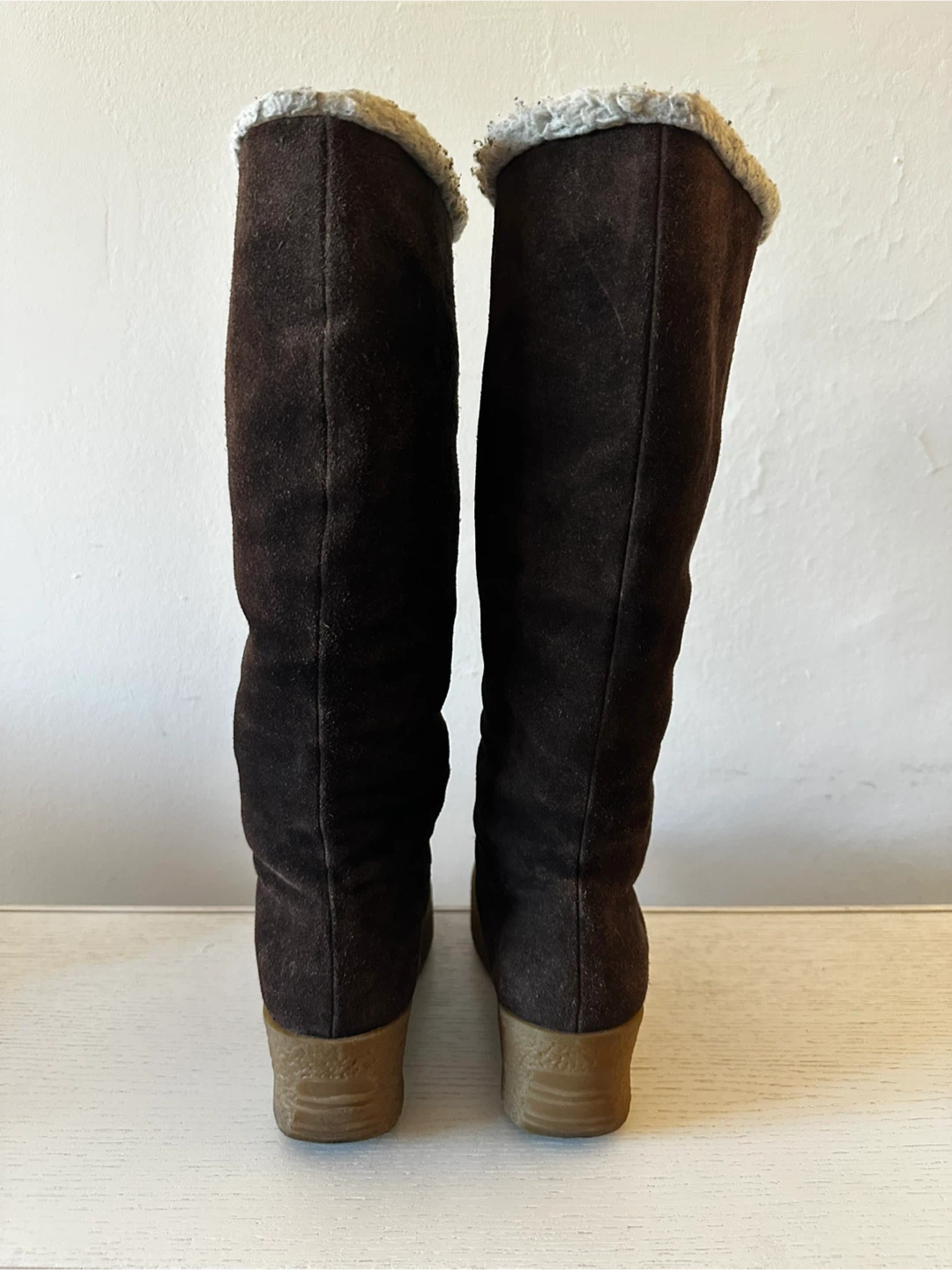 Michael Kors - Brown Suede Winter Boots Size 7.5M - photo 3
