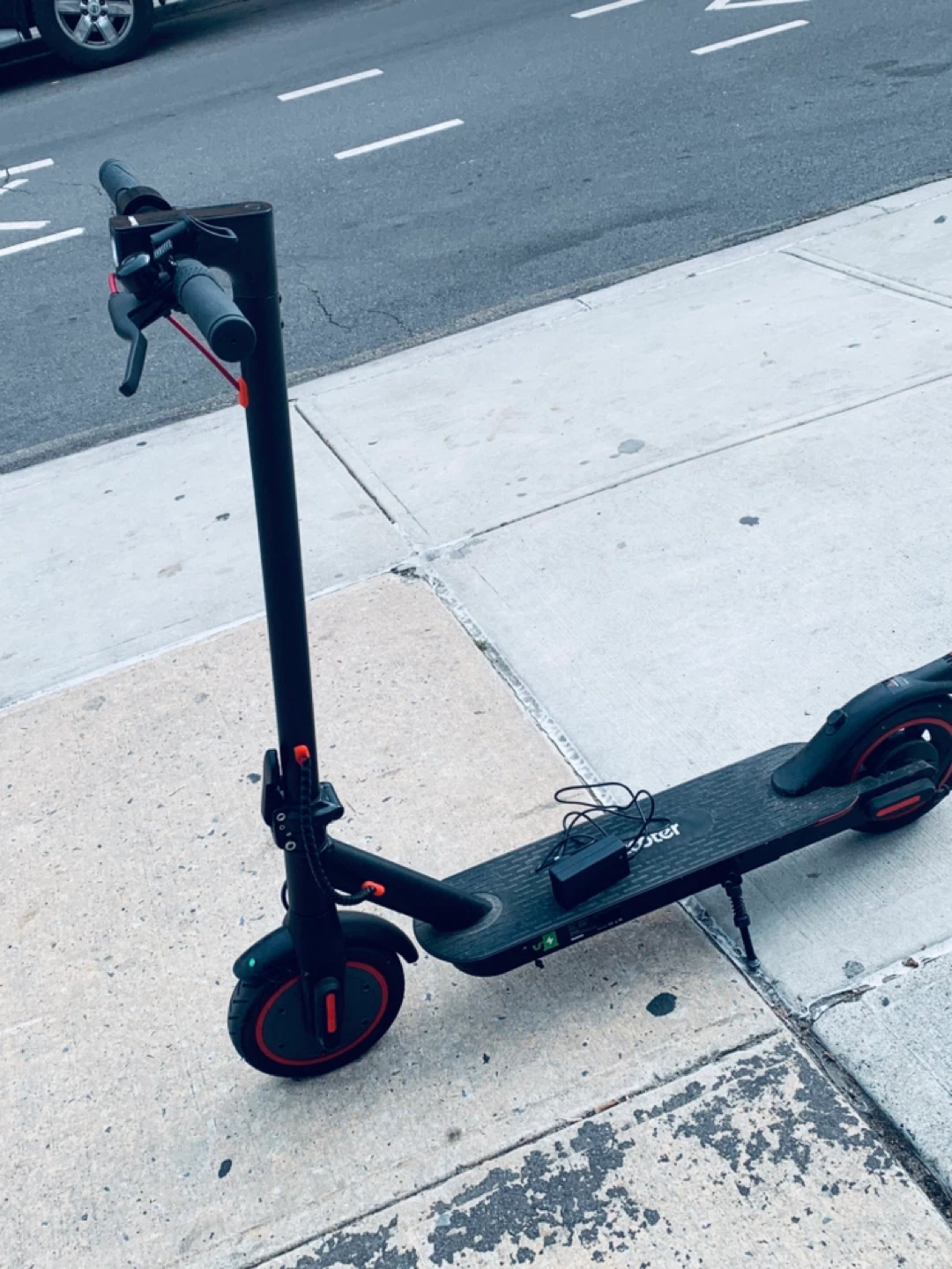 Used Electric Scooter - Black - photo 5