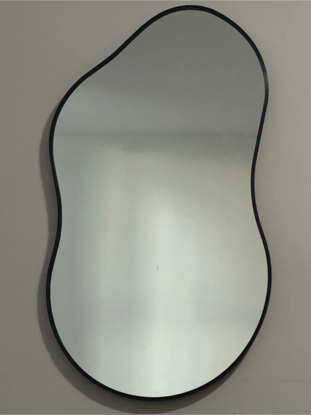 STTIU Irregular Cloud Mirror, 23.6x35.8 inches image indicator(2)