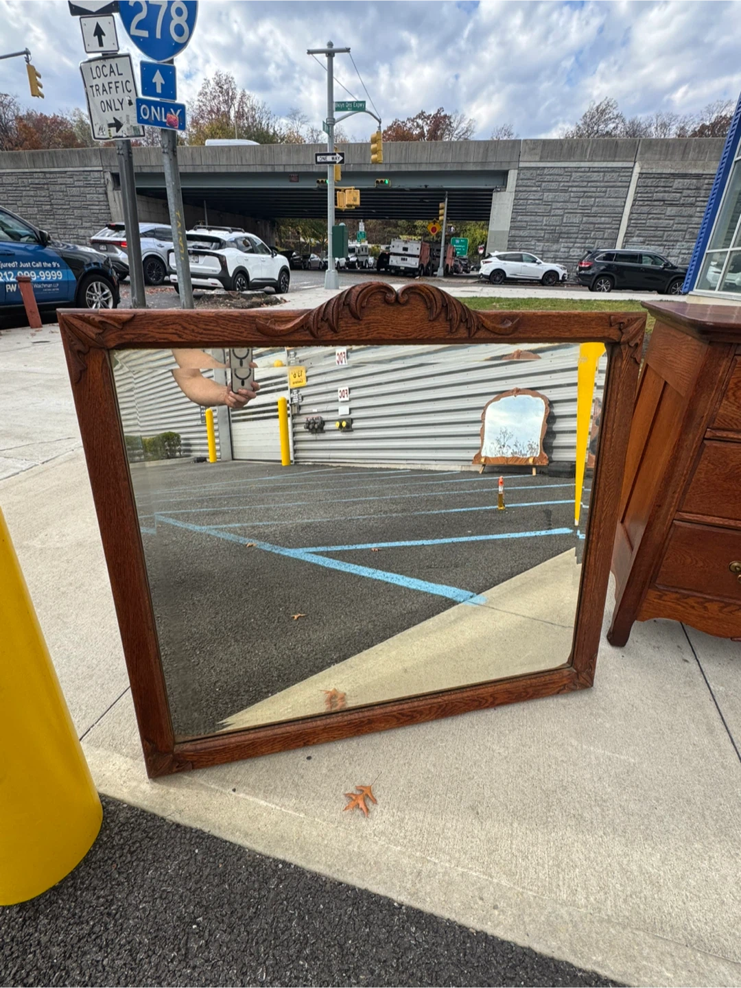Free delivery antique dresser - photo 3