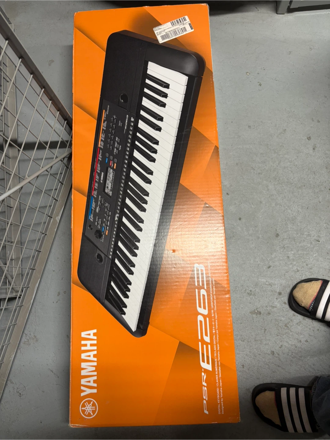 Yamaha PSR-E263 Digital Keyboard