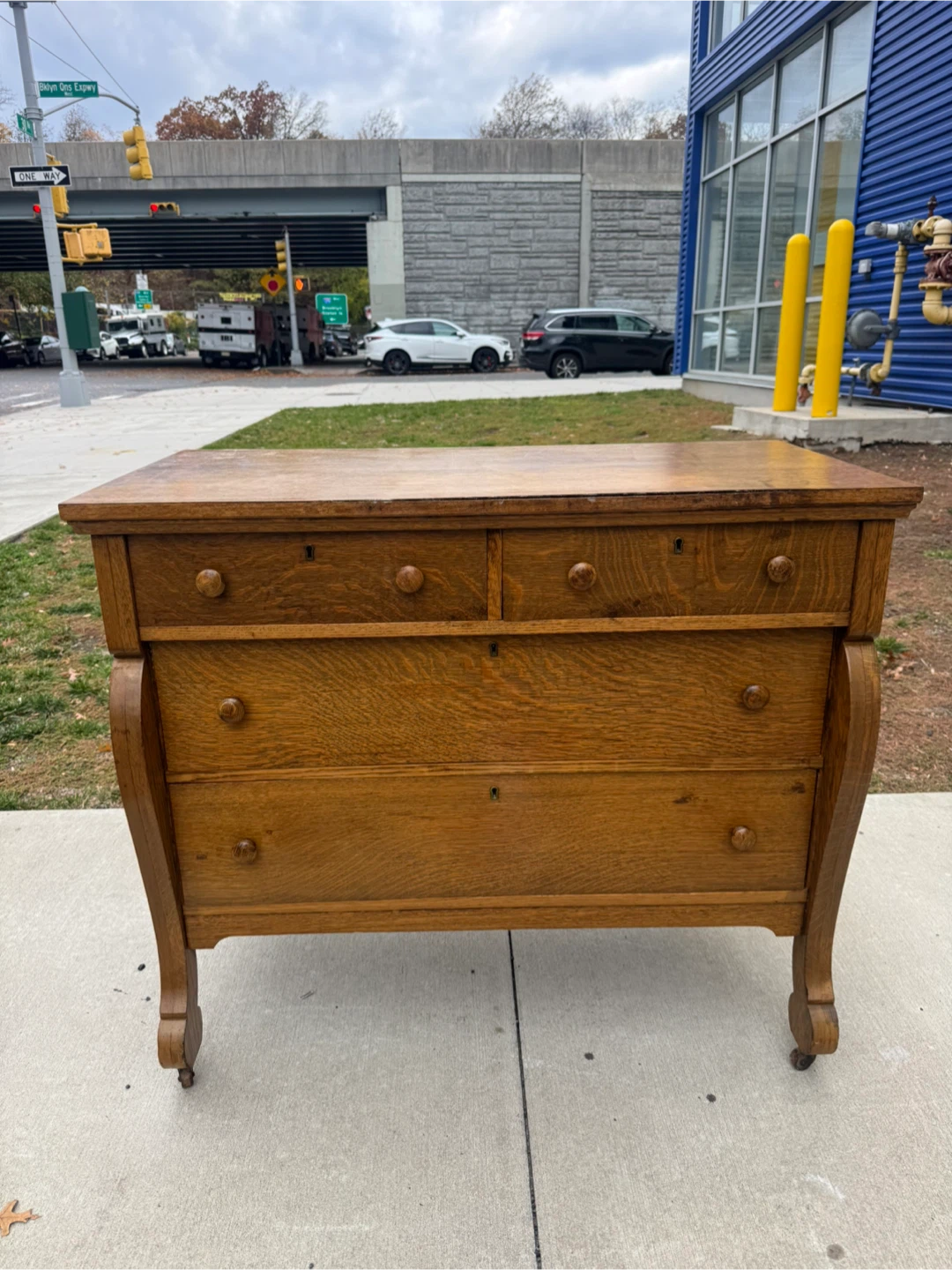 Free delivery antique dresser - photo 2