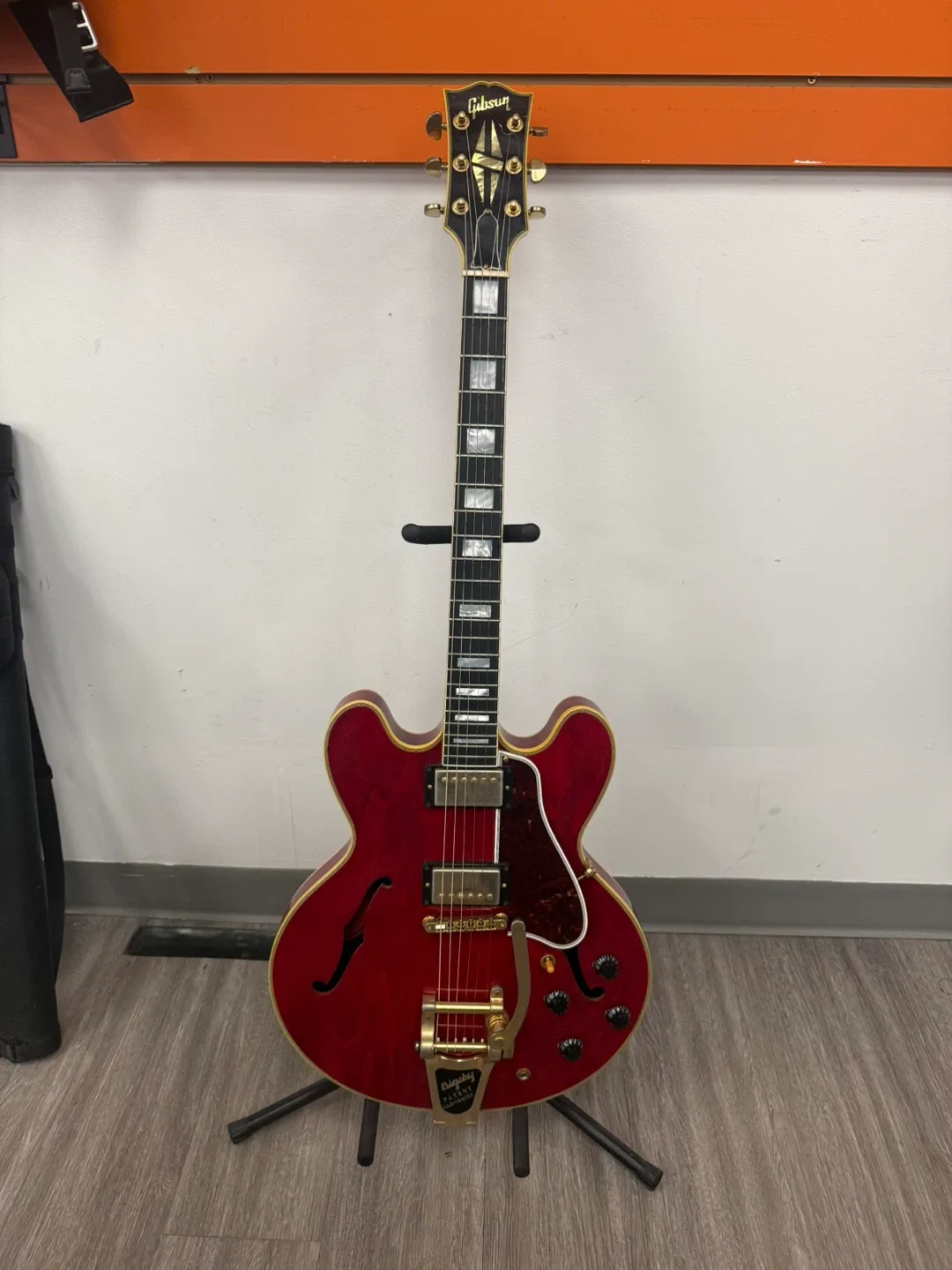 Gibson ES-335 1950s Cherry Gloss Guitar thumbnail
