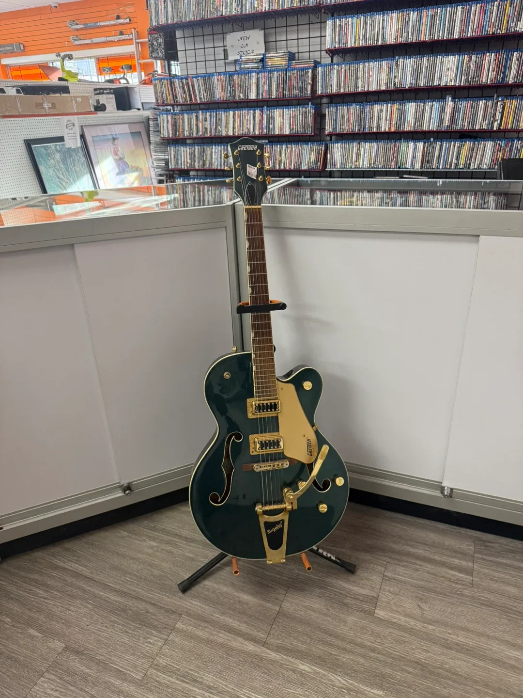 Gretsch Nashville Hollow Body Guitar Cadillac Green thumbnail