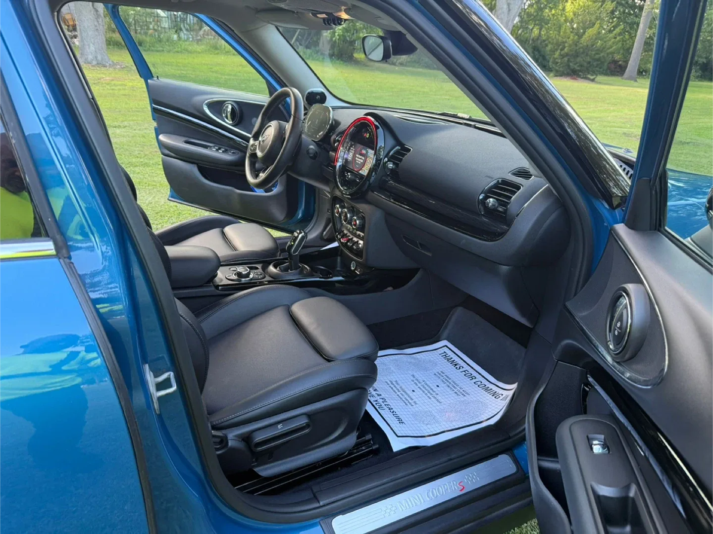 Mini Cooper S Clubman - Blue image indicator(6)